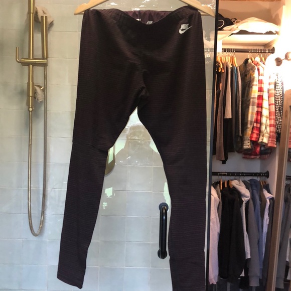 Nike large women’s leggings - Picture 1 of 4